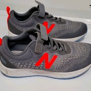 Girls new balance shoes